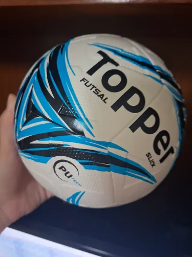Bola de futsal topper+bombinha de ar