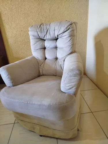Vendo poltrona de amamentação super confortável