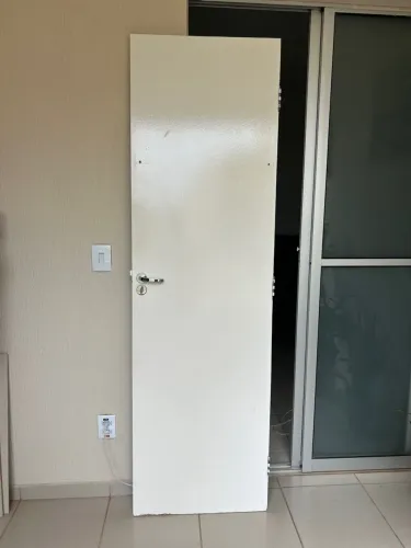 Porta 208x62