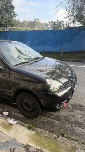 Renault Clio Hi-flex 1.0 16V 5P 2012