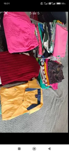 Lote de roupas 
