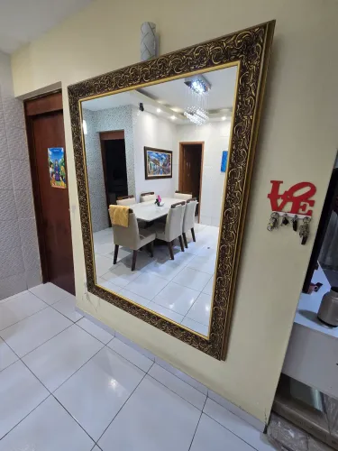 ?Espelho Grande Decorativo com Moldura Clássica Trabalhada