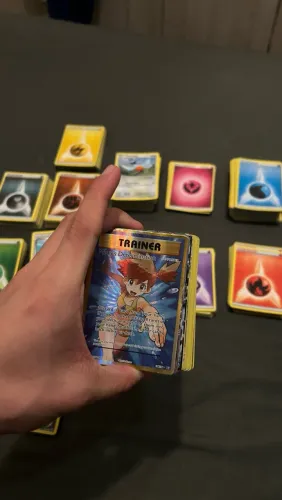 Coleção Pokémon com +600 cartas | EX, GX, TURBO, Brilhantes