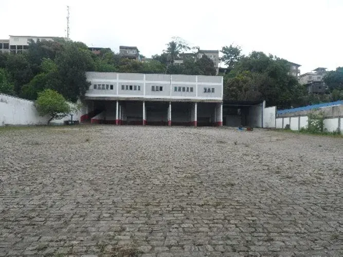 GALPAO COMERCIAL em VOLTA REDONDA - RJ, RETIRO