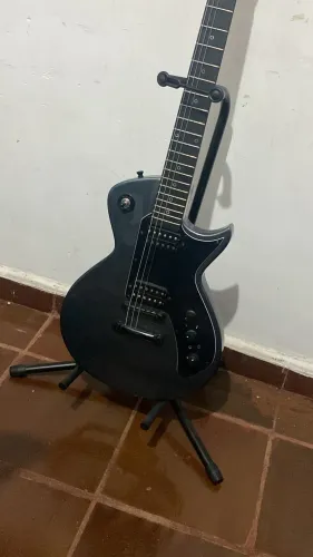 Guitarra sixmart Venda urgente!!!