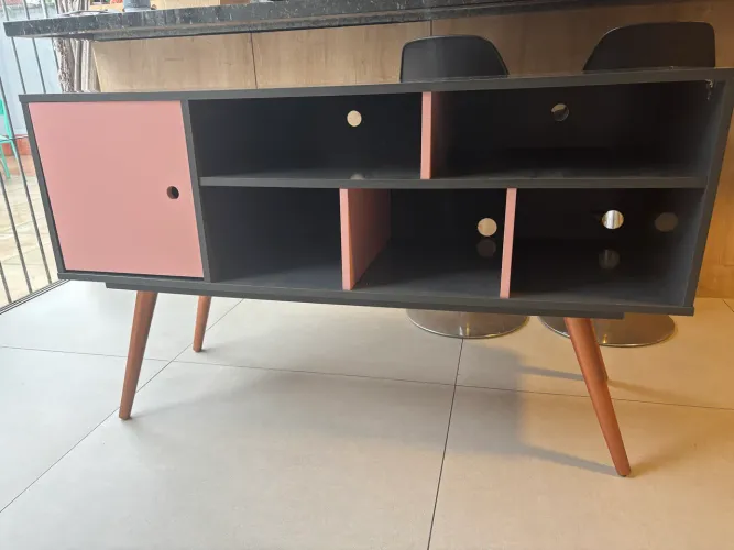 Aparador / rack