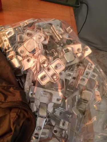 PEÇAS PARA GUARDA ROUPAS