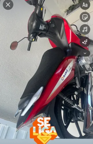 Vendo moto bem conservada