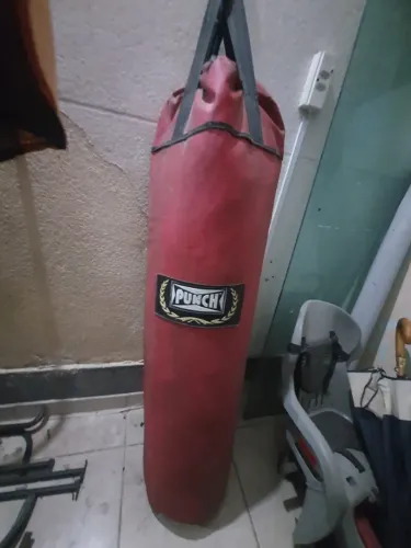 Saco de Boxe Punch Completo e Já Preenchido