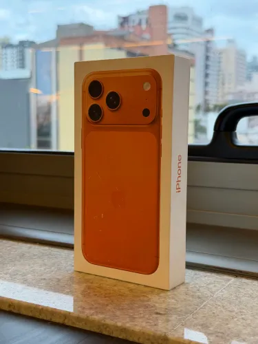 iPhone 17 Pro Max 512GB Laranja - SEMINOVO - LOJA FÍSICA