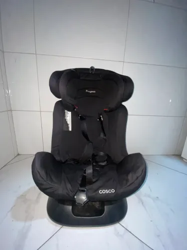 Vendo bebê conforto até 36Kg.