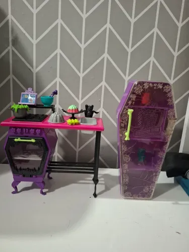 Playset Monster High Cozinha Die-Ner Coffin Bean