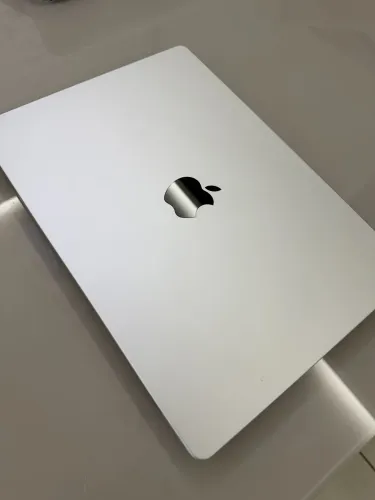 MacBook Pro M5 16Gb 1TB SSD
