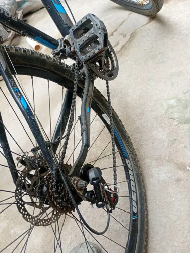 Bicicleta aro 29, em bom estado só falta uma regulagem na marcha 