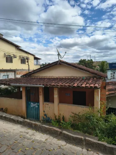 Casa e Terreno Medeiros Neto
