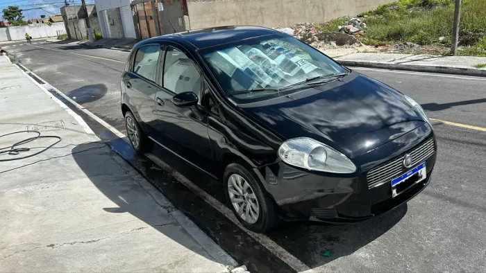 Fiat Punto Attractive 1.4 Fire Flex 8V 5P 2011