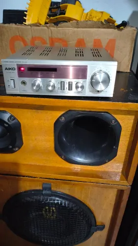 Amplificador Aiko 