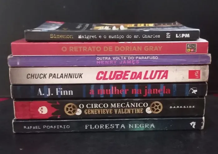 Desapegando Livros 15 reais