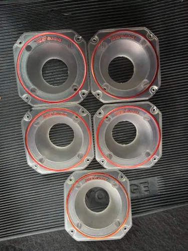 Capas tuiter tiger audio