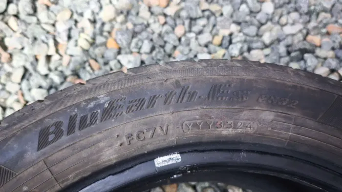 Yokohama 185/55 R16 83V<br>?Medida: 185/55 R16 83V<br>?Medida: 185/55 R16 83V