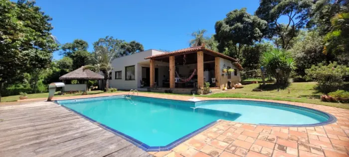 Casa de Condomínio com 5 quartos à venda em Jaboticatubas