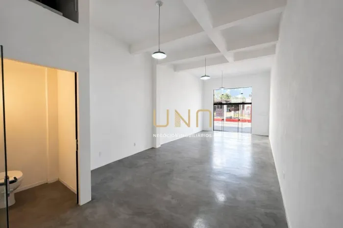 Sala Comercial 40m² no Ipiranga  Região Consolidada e Fácil Acesso à BR-101