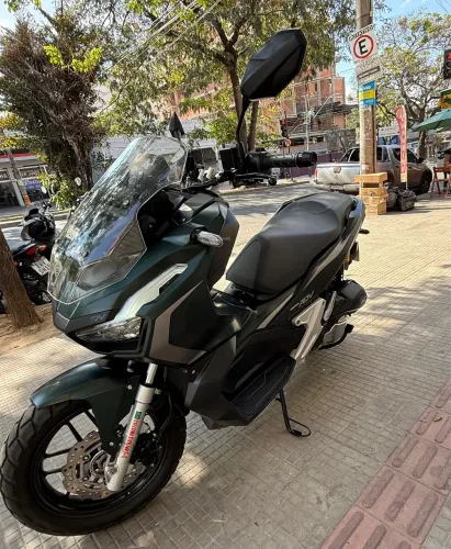 HONDA ADV 23/24 NOVÍSSIMA!! 