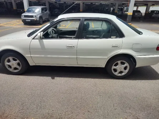 Toyota Corolla XEI 1.8/1.8 Flex 16V Aut. 2002
