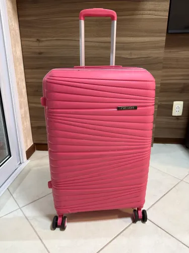 Mala Média Rosa