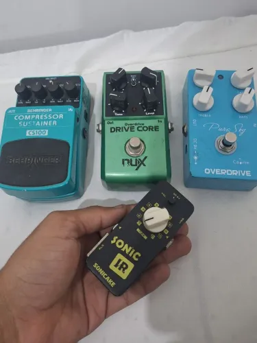 PEDAIS DE GUITARRA | DESAPEGO