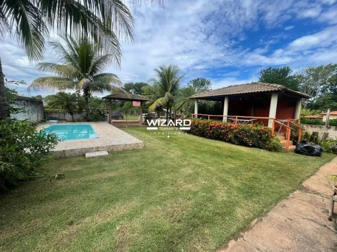 Casa em condomínio à venda em Buritama