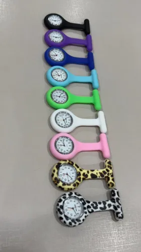 RELOGIO LAPELA DE ENFERMAGEM