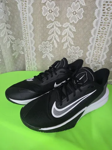 Tênis Nike precion VII