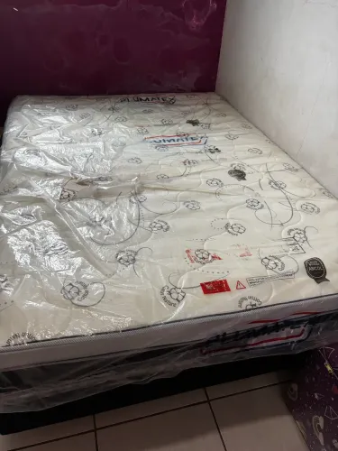 Cama box casal