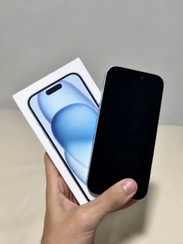 iPhone 15 COM ESTADO DE NOVO ( leia o anúncio )