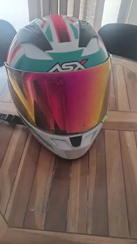 Capacete