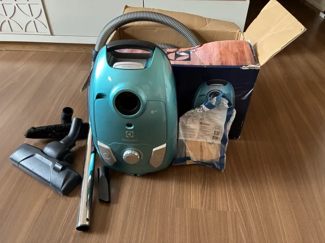 Aspirador Electrolux 1800w 127v