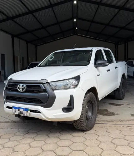 Toyota Hilux CD 4X4 2.8 Diesel Mec. 2022