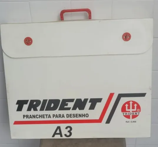 Prancheta acrílica A3 portátil c/ régua paralela A35000 Trident PT 