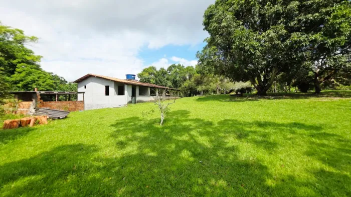 Sítio 15.000m2 (3,5 tarefas) - Areal de Amelia - sentido Fsa-Ssa