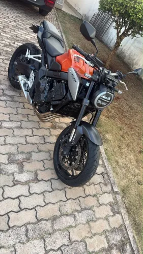 CB650R/ Moto