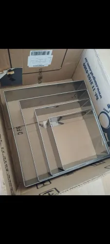 Formas quadradas para bolo 