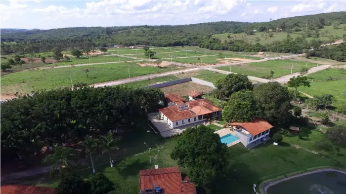 Lote / Chácara de 600m2 em Condomínio Fechado