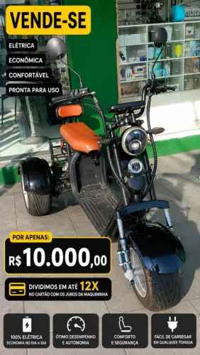 Triciclo elétrico semi-novo