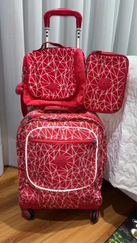 Conjunto KIPPLING original semi-novo: mochila, estojo e lancheira para a volta as aulas!!