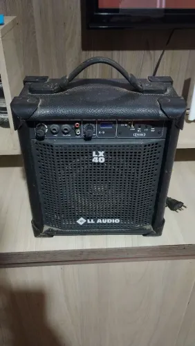 Amplificador de Som Em Perfeito Estado - Desempenho e Qualidade de Áudio