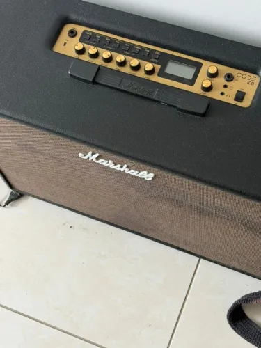 AMPLIFICADOR GUITARRA