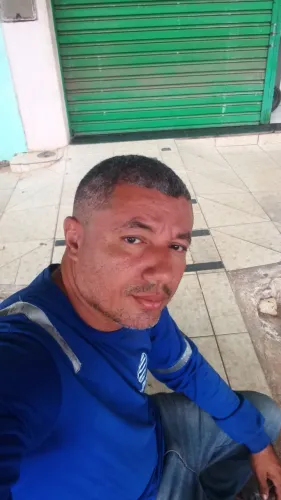Eletricista Erivan Diniz
