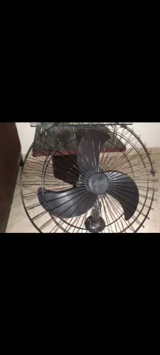 Ventilador de parede é potente, silencioso e ideal para sua casa ou comércio.