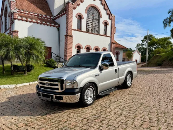 Ford F-250 XLT 3.9 4X2 Diesel TB 2011
